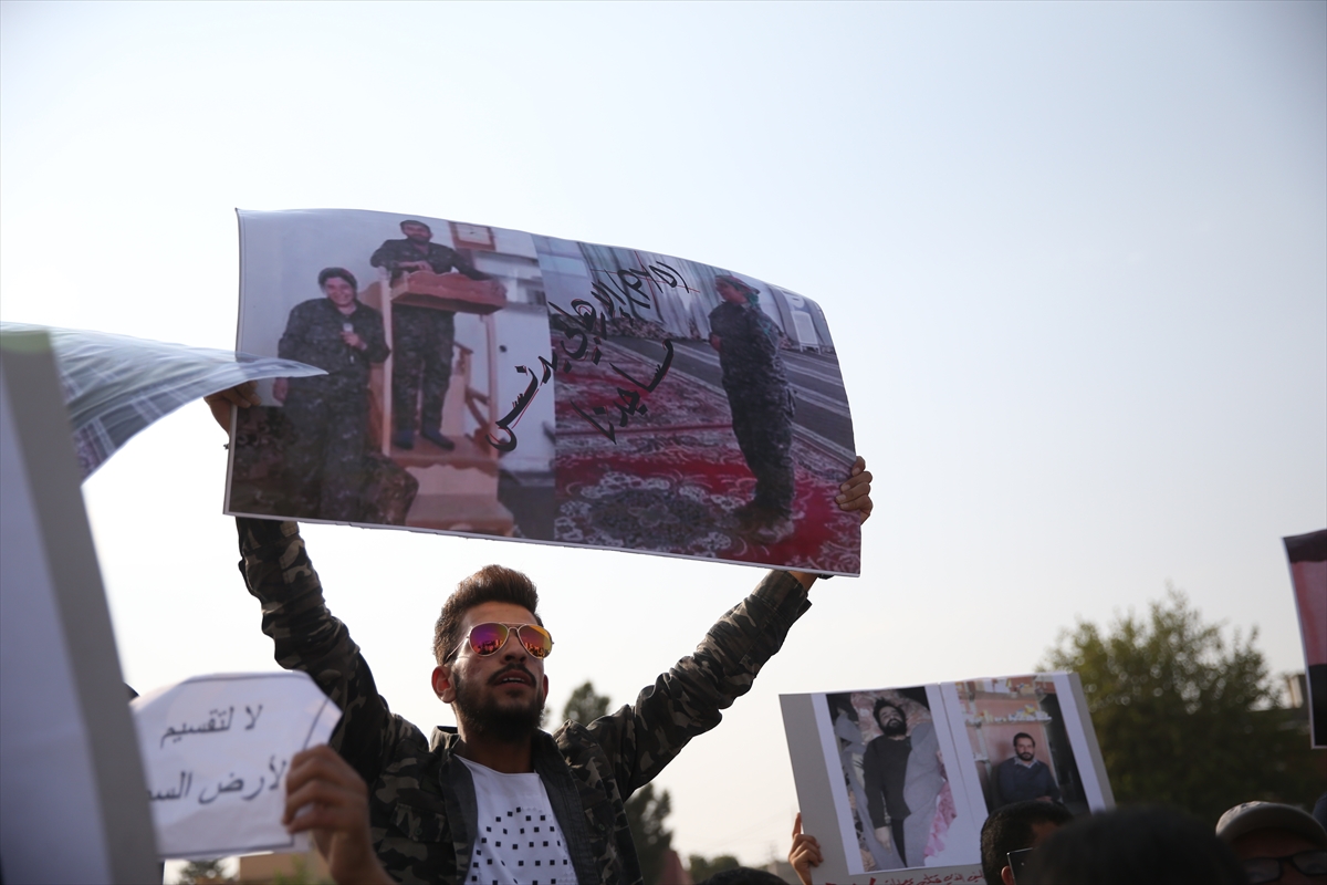 Sıfır noktasında PYD protestosu - 0