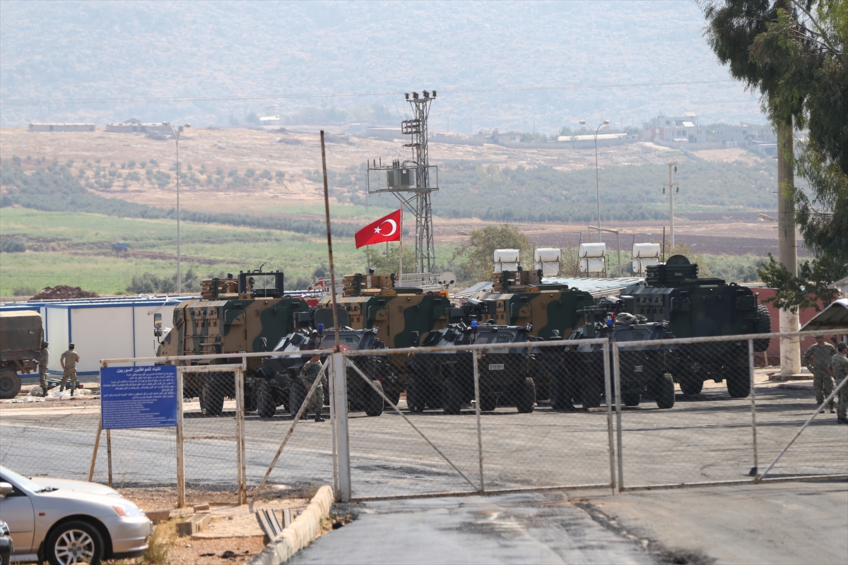 Suriye sınırına askeri sevkiyat sürüyor - 0