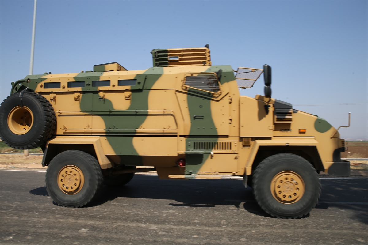 Suriye sınırına askeri sevkiyat sürüyor - 0