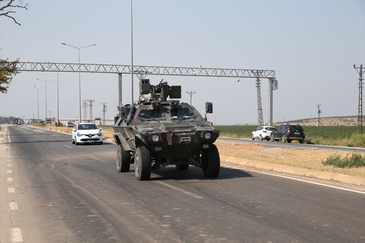 Suriye sınırına askeri sevkiyat sürüyor - 0