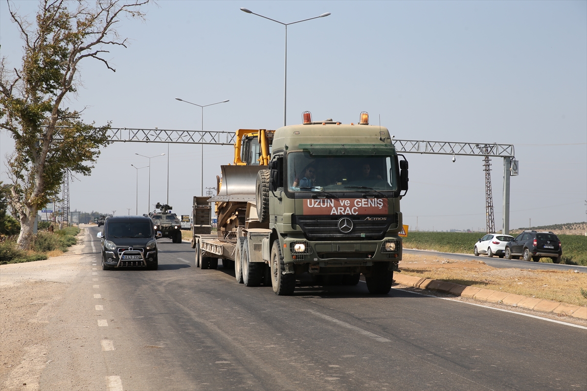 Suriye sınırına askeri sevkiyat sürüyor - 0