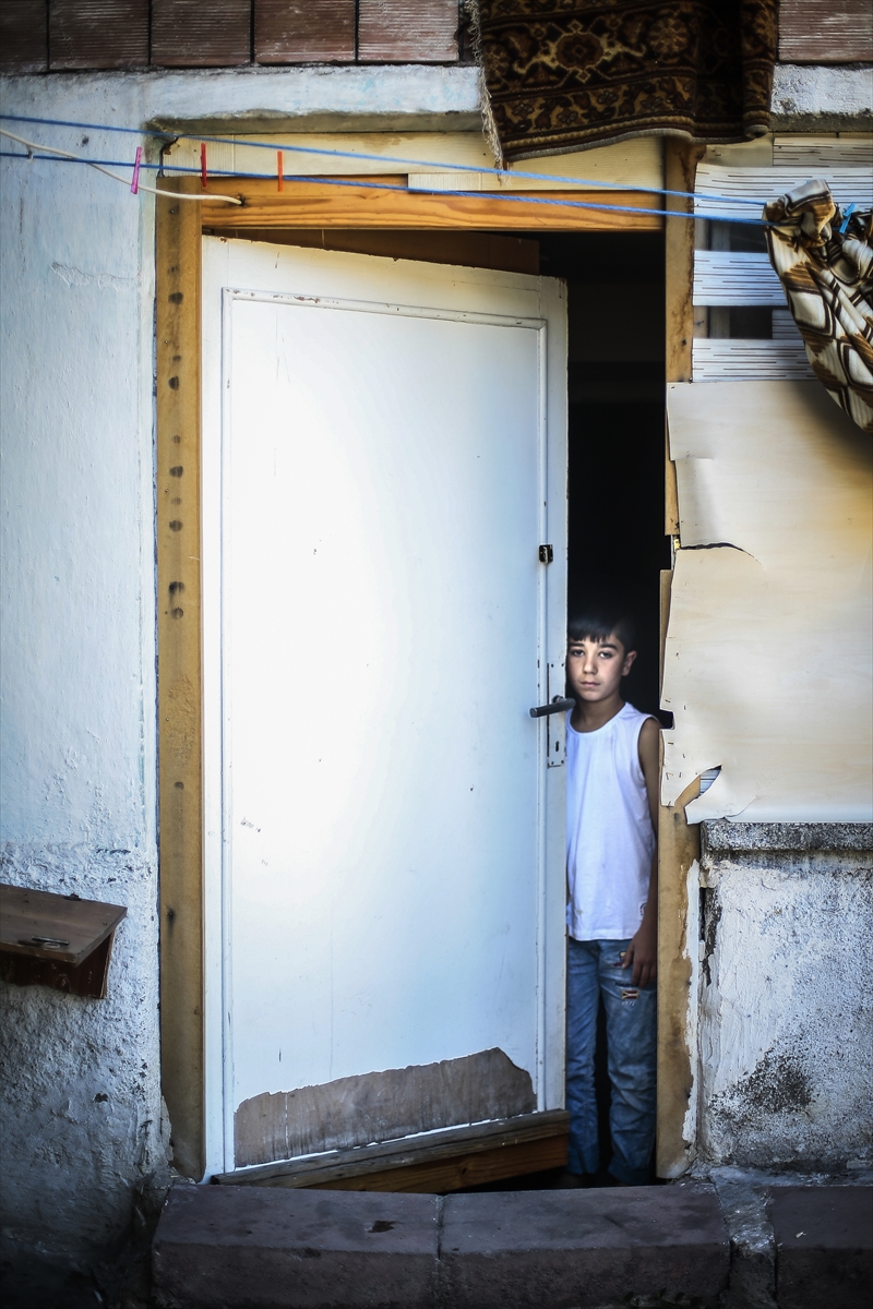 'Kapının ardındaki' Suriyeli çocuklar - 4