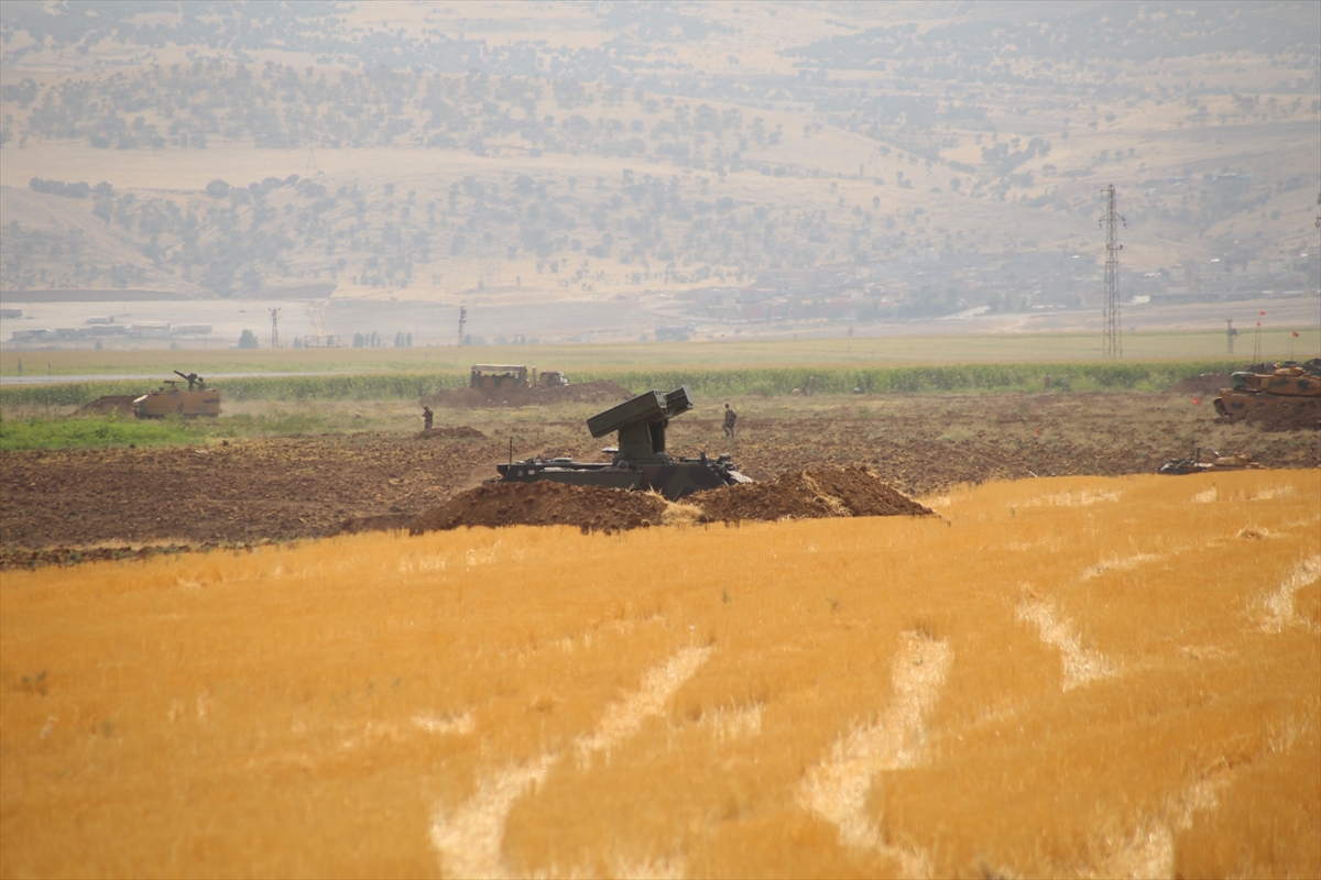 TSK Habur'daki tatbikatın yeni fotoğraflarını paylaştı - 3