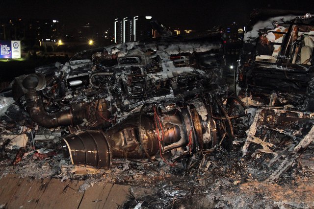 Düşen jetin enkazı görüntülendi - 0