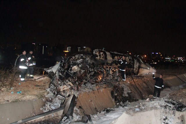 Düşen jetin enkazı görüntülendi - 0