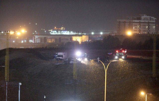 Düşen jetin enkazı görüntülendi - 0