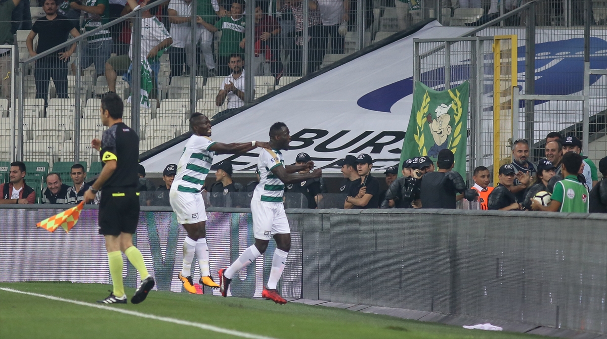 Galatasaray Bursa'da 3 puanı kaptı - 0