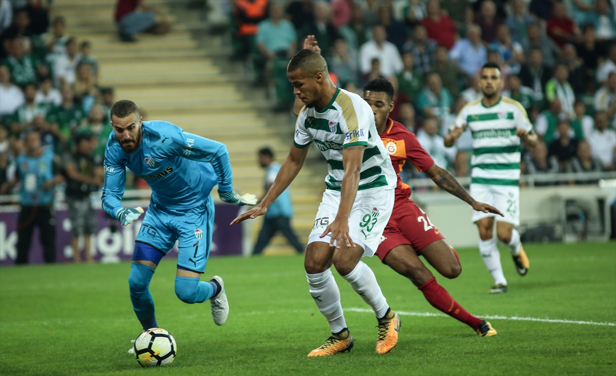 Galatasaray Bursa'da 3 puanı kaptı - 0