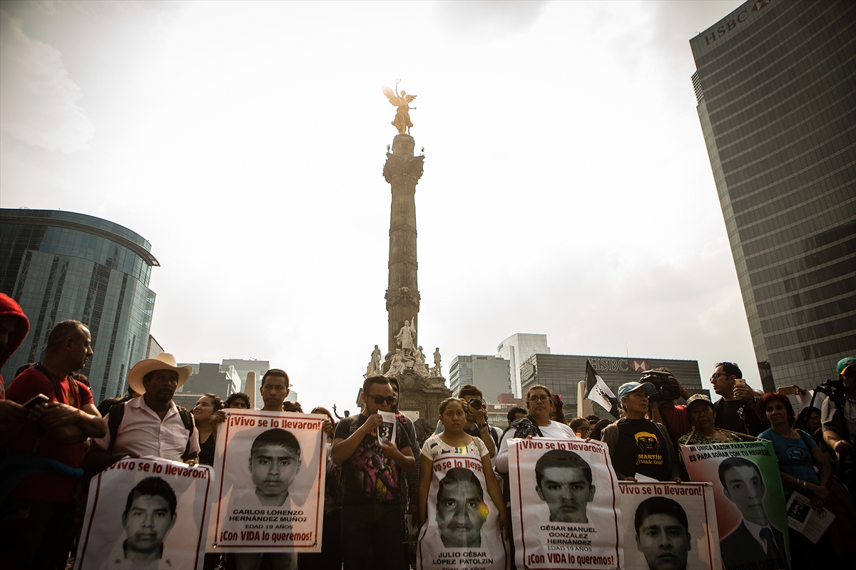 Kaçırılma olaylarının 3. yıldönümünde Meksika yine hareketli! - 0