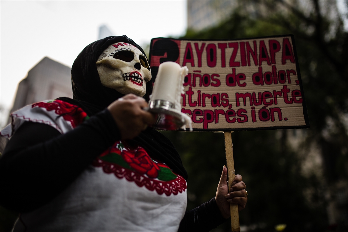 Kaçırılma olaylarının 3. yıldönümünde Meksika yine hareketli! - 0
