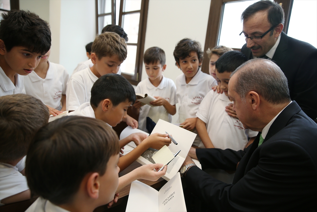 Cumhurbaşkanı Erdoğan İmam Hatiplilerle buluştu - 10