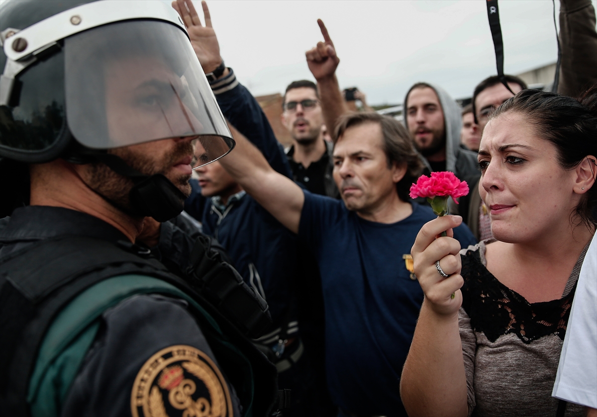 Katalonya'da gergin referandum - 0