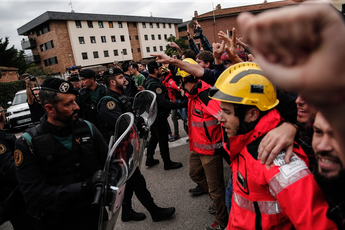 Katalonya'da gergin referandum - 0