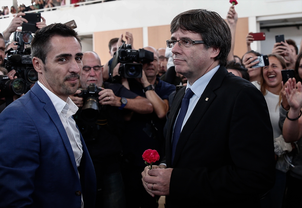 Katalonya'da referandum gerginliği: 465 yaralı - 5