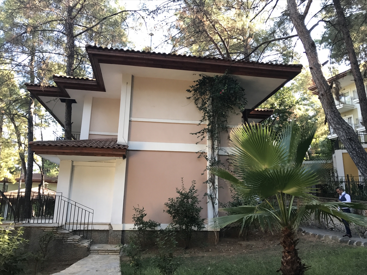 Erdoğan'a 'suikast girişimi'nin izleri muhafaza ediliyor - 13