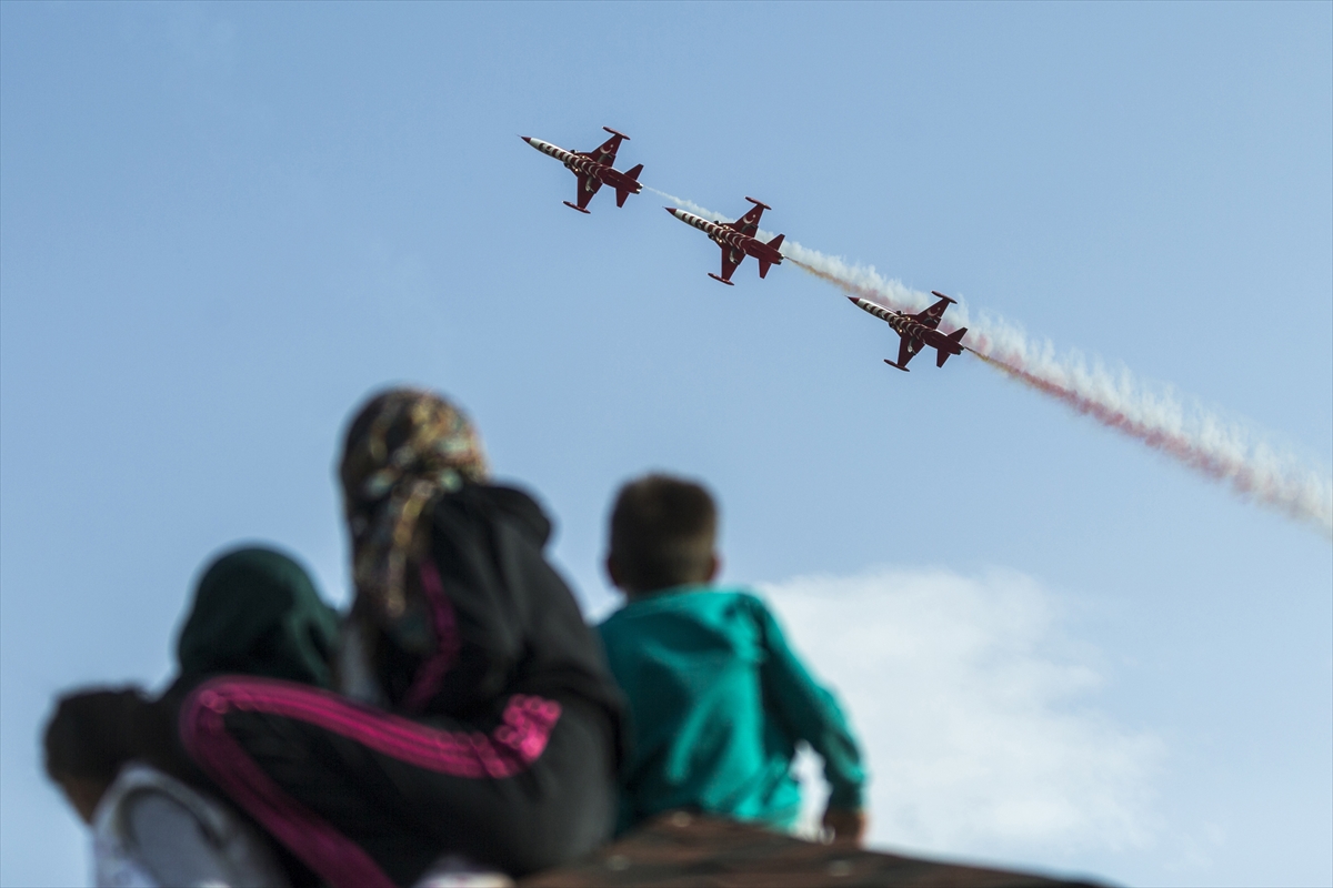 Türk Yıldızları nefes kesti - 0