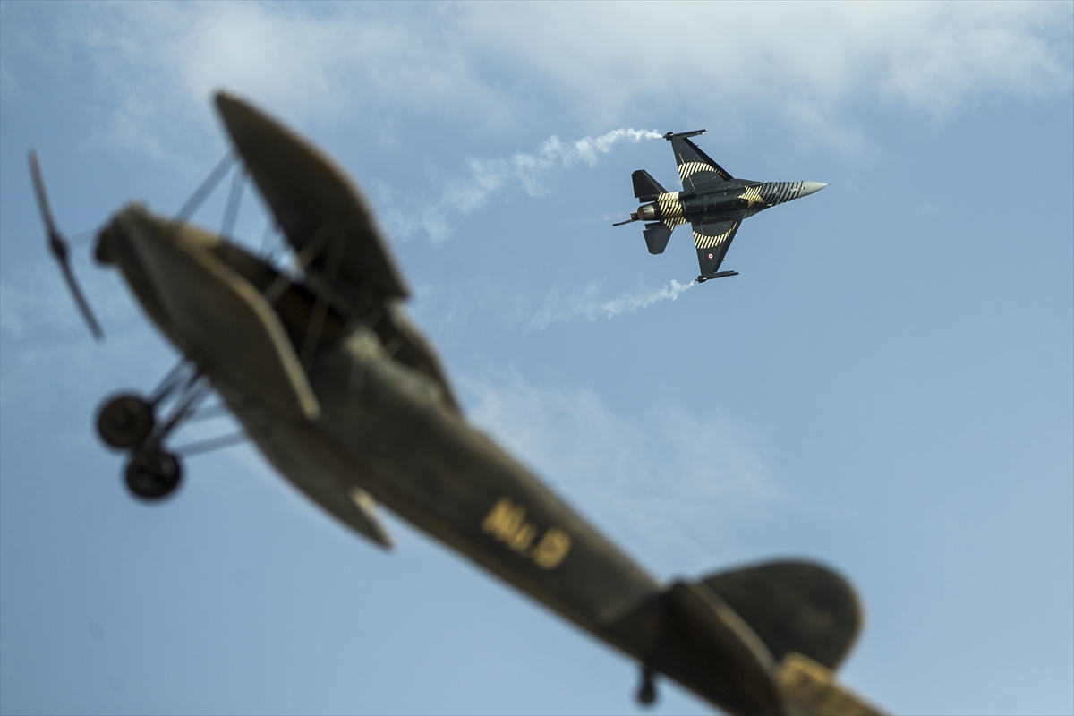 Türk Yıldızları nefes kesti - 0