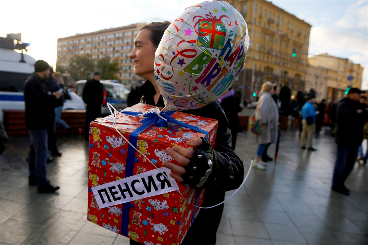 Putin doğum gününde protesto edildi! - 1