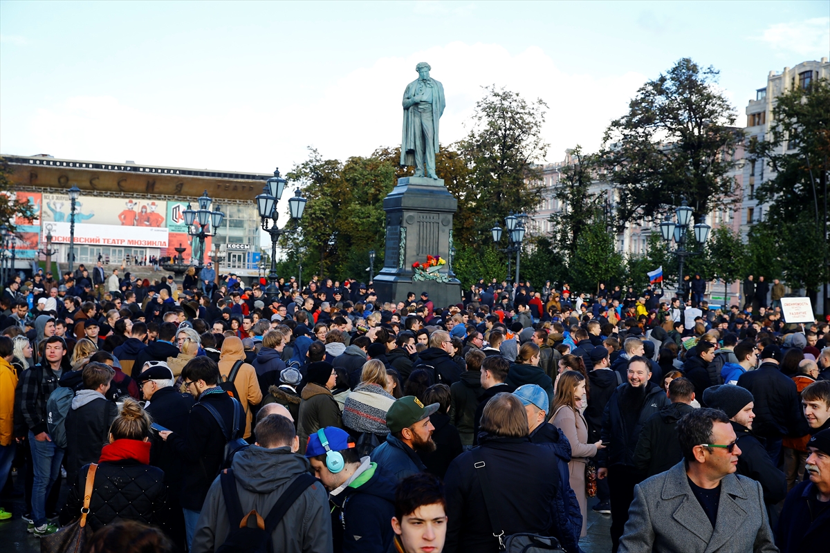 Putin doğum gününde protesto edildi! - 4