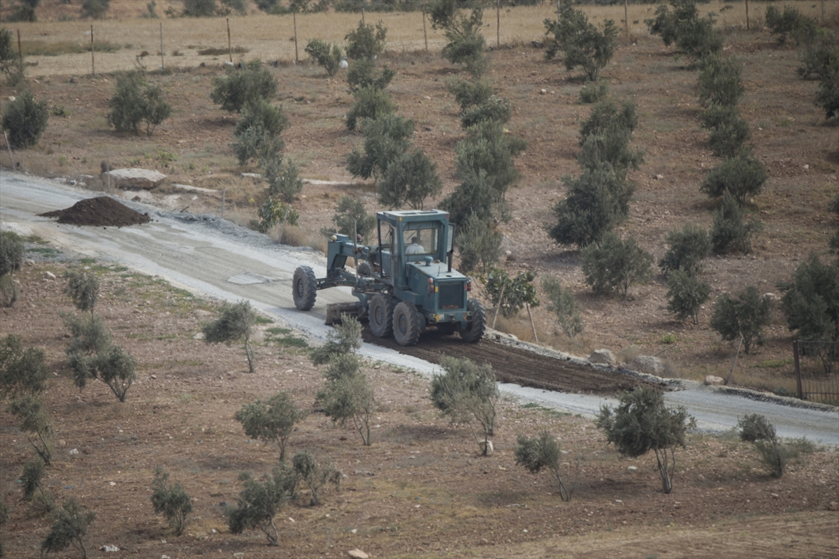 Sınırda askeri hareketlilik sürüyor - 0