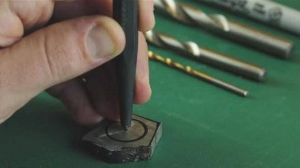 İnternetten satın aldığı meteordan yüzük yaptı - 4