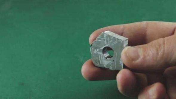 İnternetten satın aldığı meteordan yüzük yaptı - 8