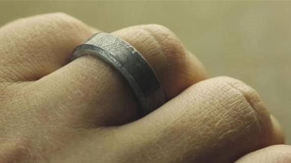 İnternetten satın aldığı meteordan yüzük yaptı - 27