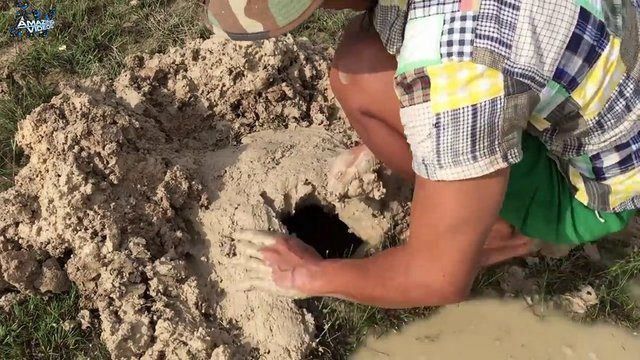 İşte ilginç bir balık avlama yöntemi - 14