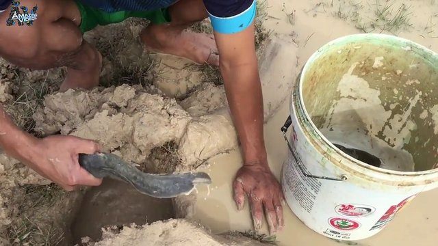 İşte ilginç bir balık avlama yöntemi - 31