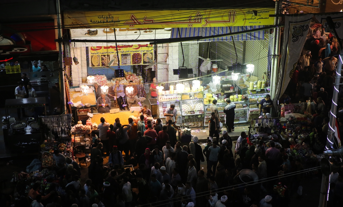 Mısır'da Badawi'nin doğum günü kutlandı - 0