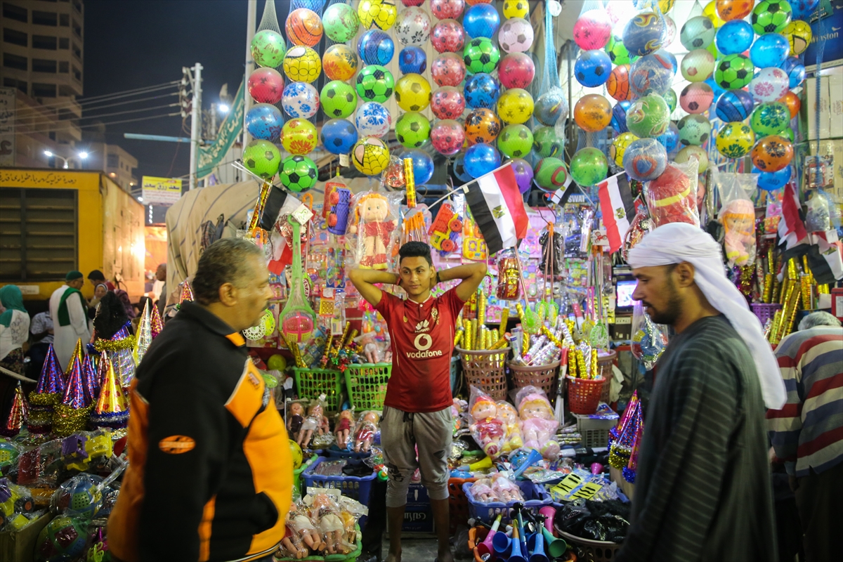 Mısır'da Badawi'nin doğum günü kutlandı - 0