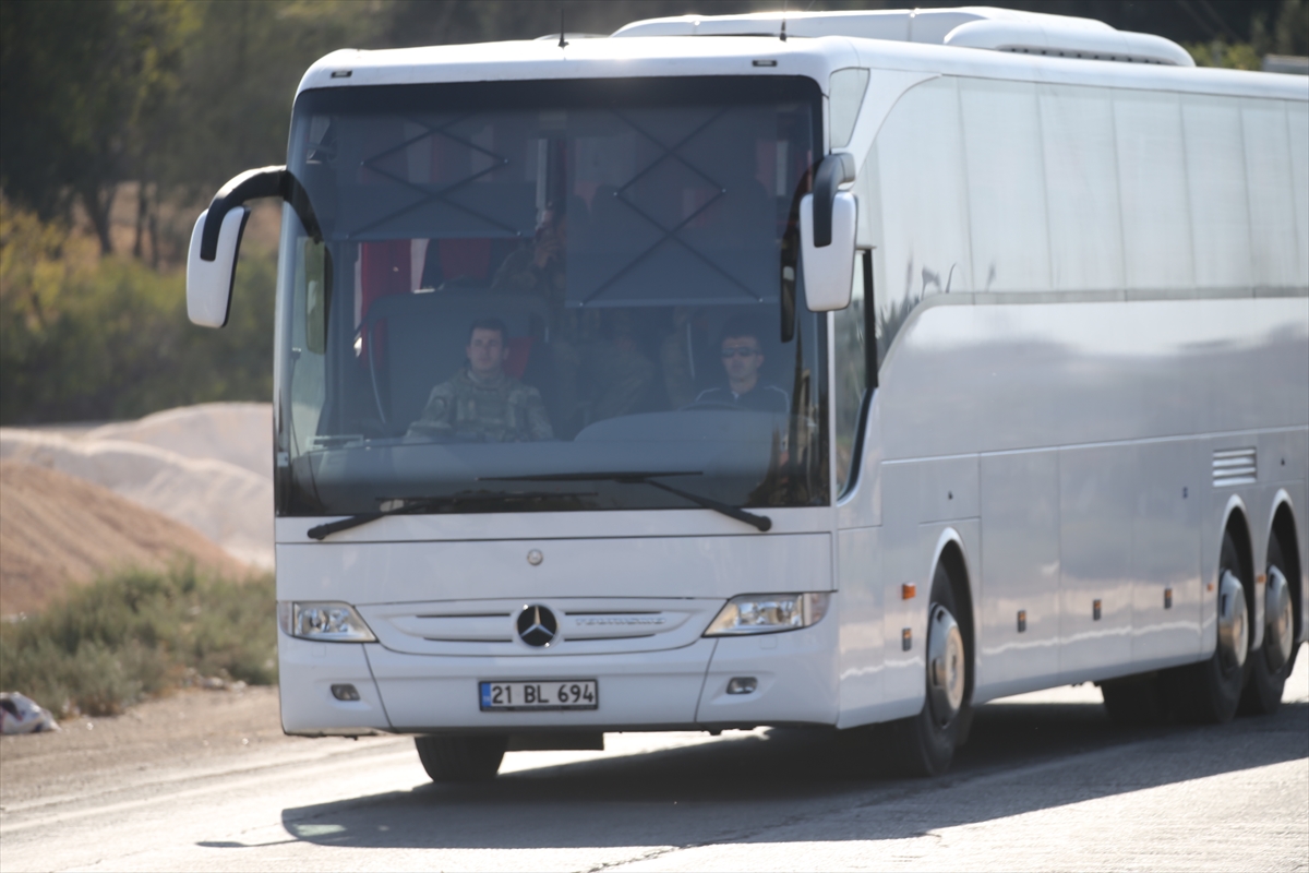 Komandolar sınır hattında - 0