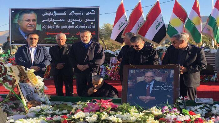 Kasım Süleymani, Celal Talabani'nin mezarını ziyaret etti - 0