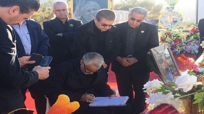 Kasım Süleymani, Celal Talabani'nin mezarını ziyaret etti - 0