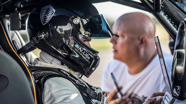 Bu araba dünya hız rekorunu kırdı! - 8