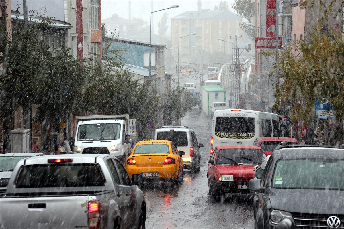 Ardahan beyaza büründü - 2