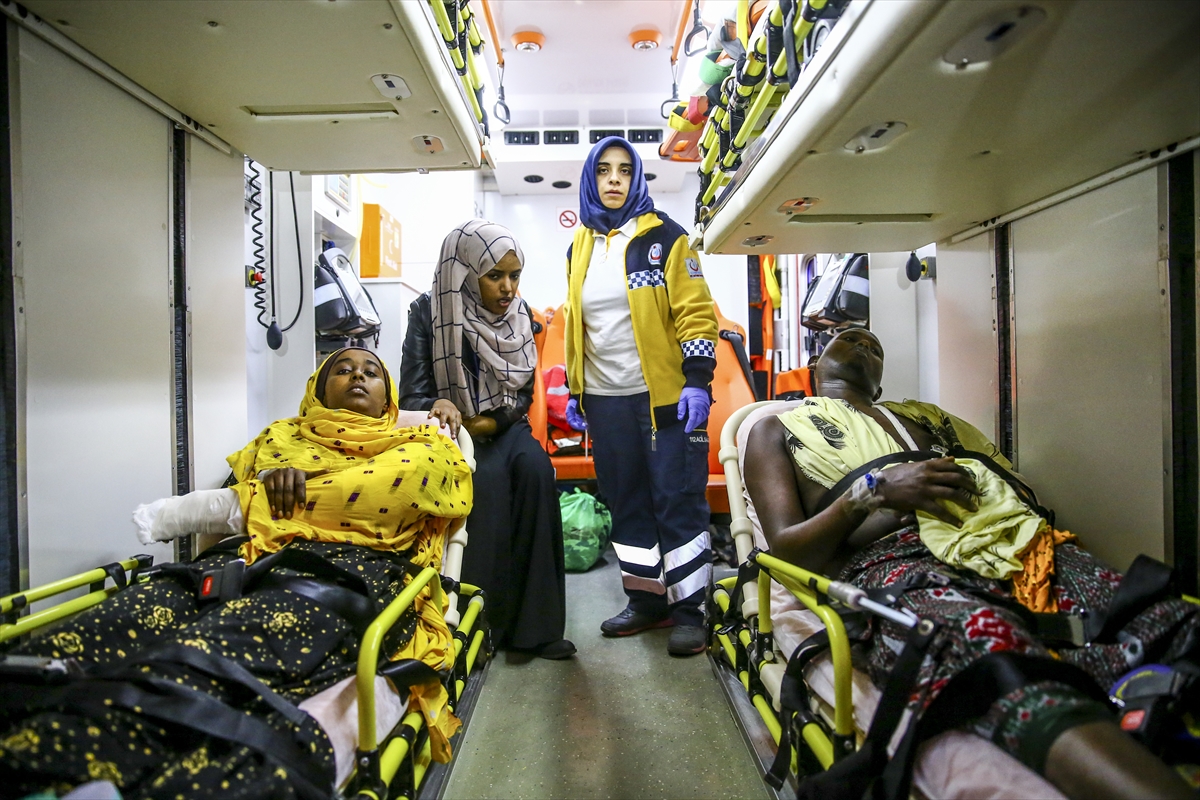 Somali'de yaralananlar Türkiye'ye getirildi - 13