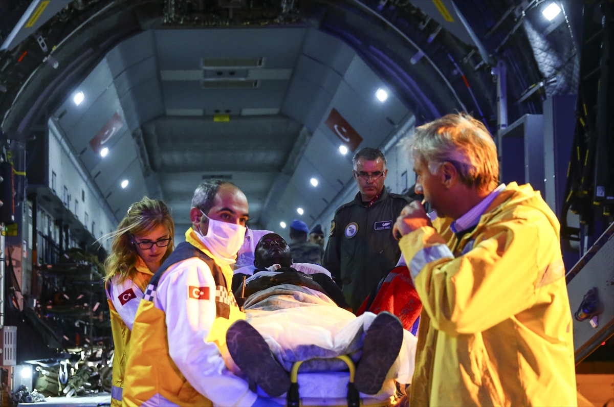 Somali'de yaralananlar Türkiye'ye getirildi - 21