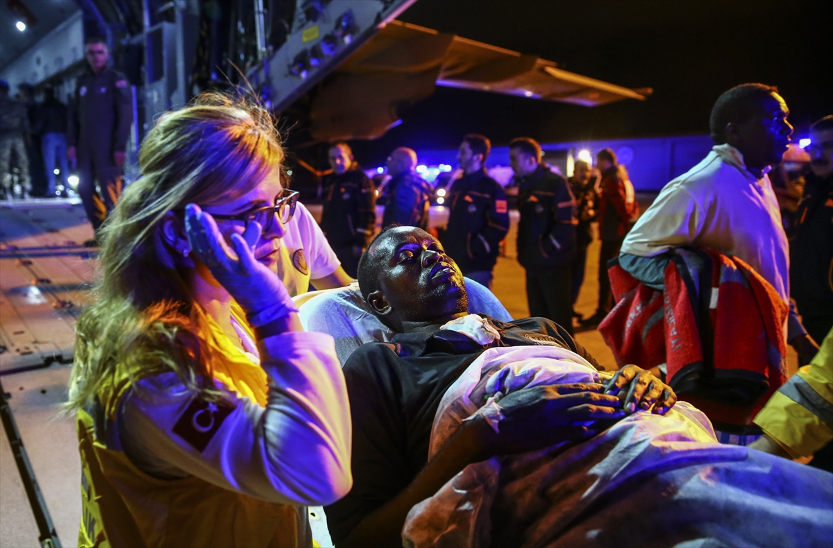 Somali'de yaralananlar Türkiye'ye getirildi - 23