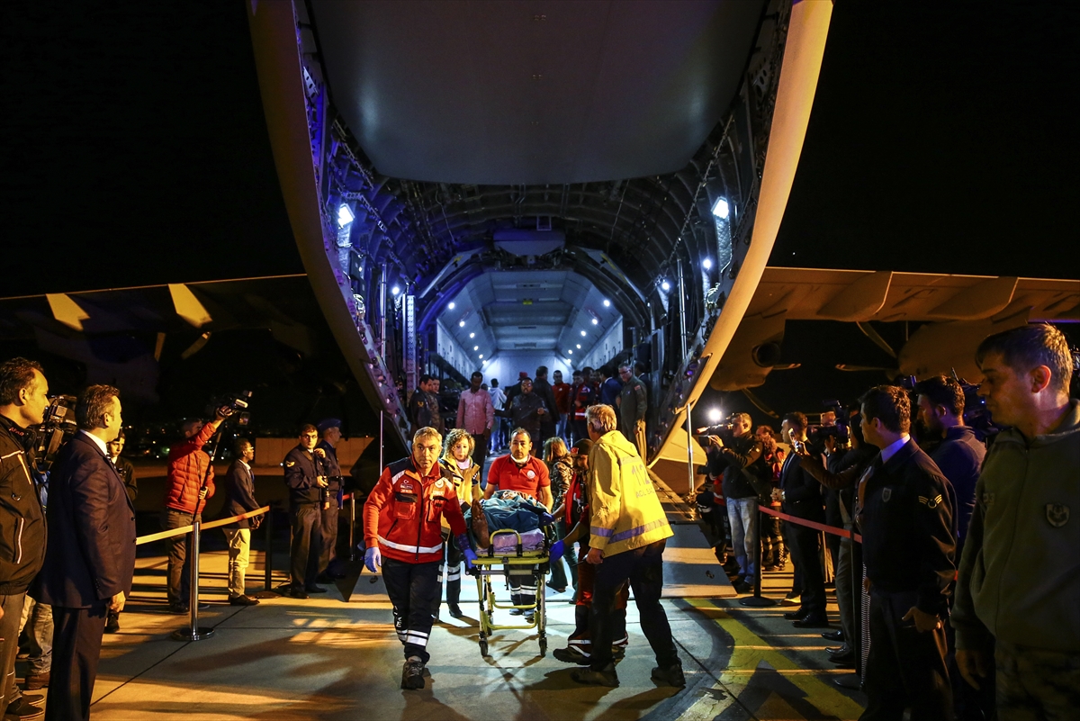 Somali'de yaralananlar Türkiye'ye getirildi - 26