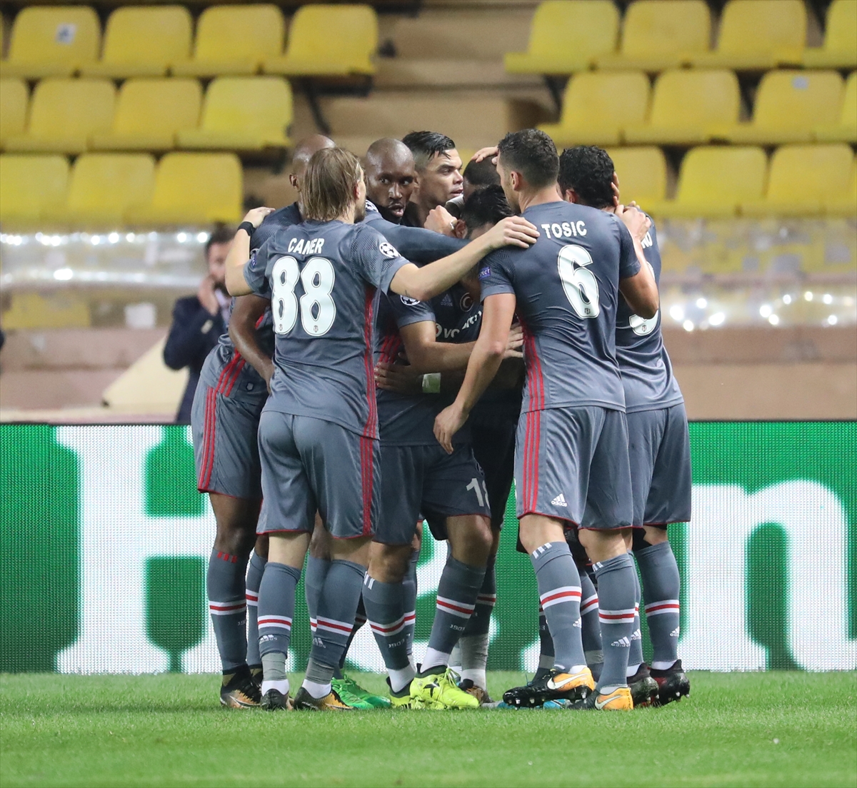 Monaco'da Galibiyetin adı: Cenk Tosun - 0