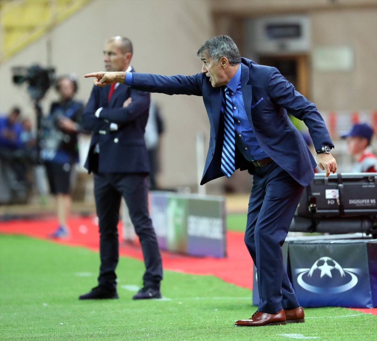 Monaco'da Galibiyetin adı: Cenk Tosun - 0