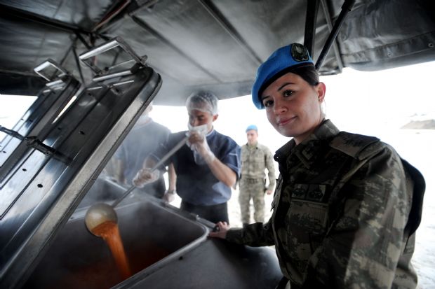 Kadın astsubay adayları eğitimlere başladı - 0