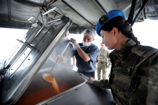 Kadın astsubay adayları eğitimlere başladı - 0