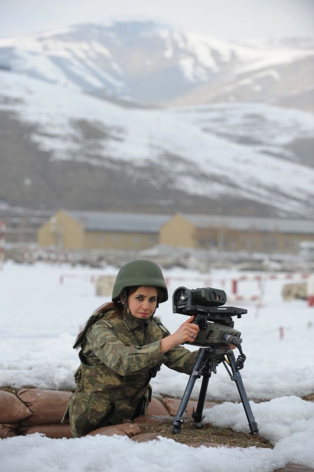 Kadın astsubay adayları eğitimlere başladı - 0