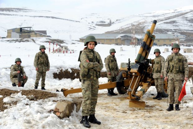 Kadın astsubay adayları eğitimlere başladı - 0