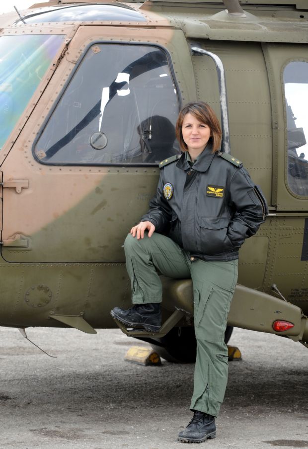 Kadın astsubay adayları eğitimlere başladı - 0