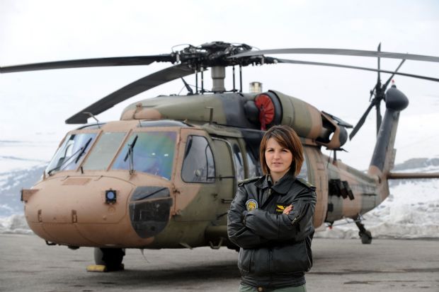 Kadın astsubay adayları eğitimlere başladı - 0