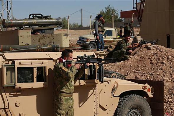 Erbil-Kerkük karayolunda Irak güçleri ve Peşmerge çatışıyor - 0