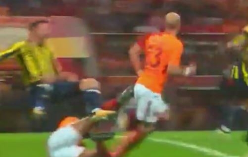 Darbiye Cüneyt Çakır'ın kararları damga vurdu - 8